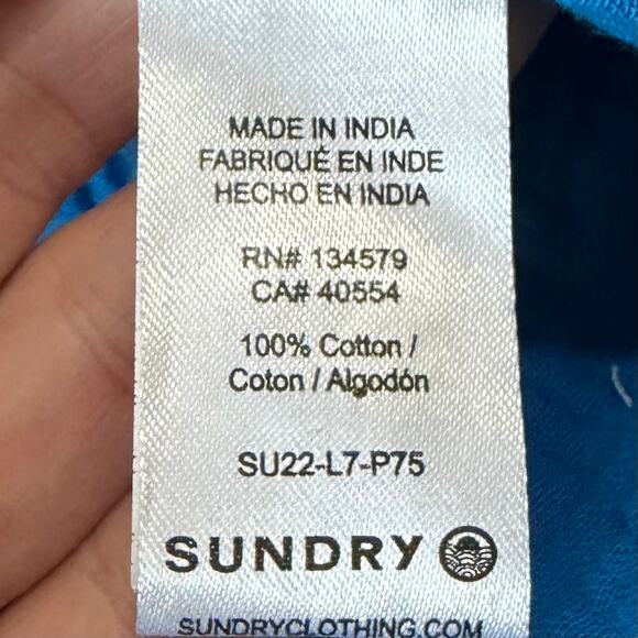 Sundry Women's Button Up Tunic Top Size 1/Small Blue Oversized Minimalist NWT - Picture 7 of 9